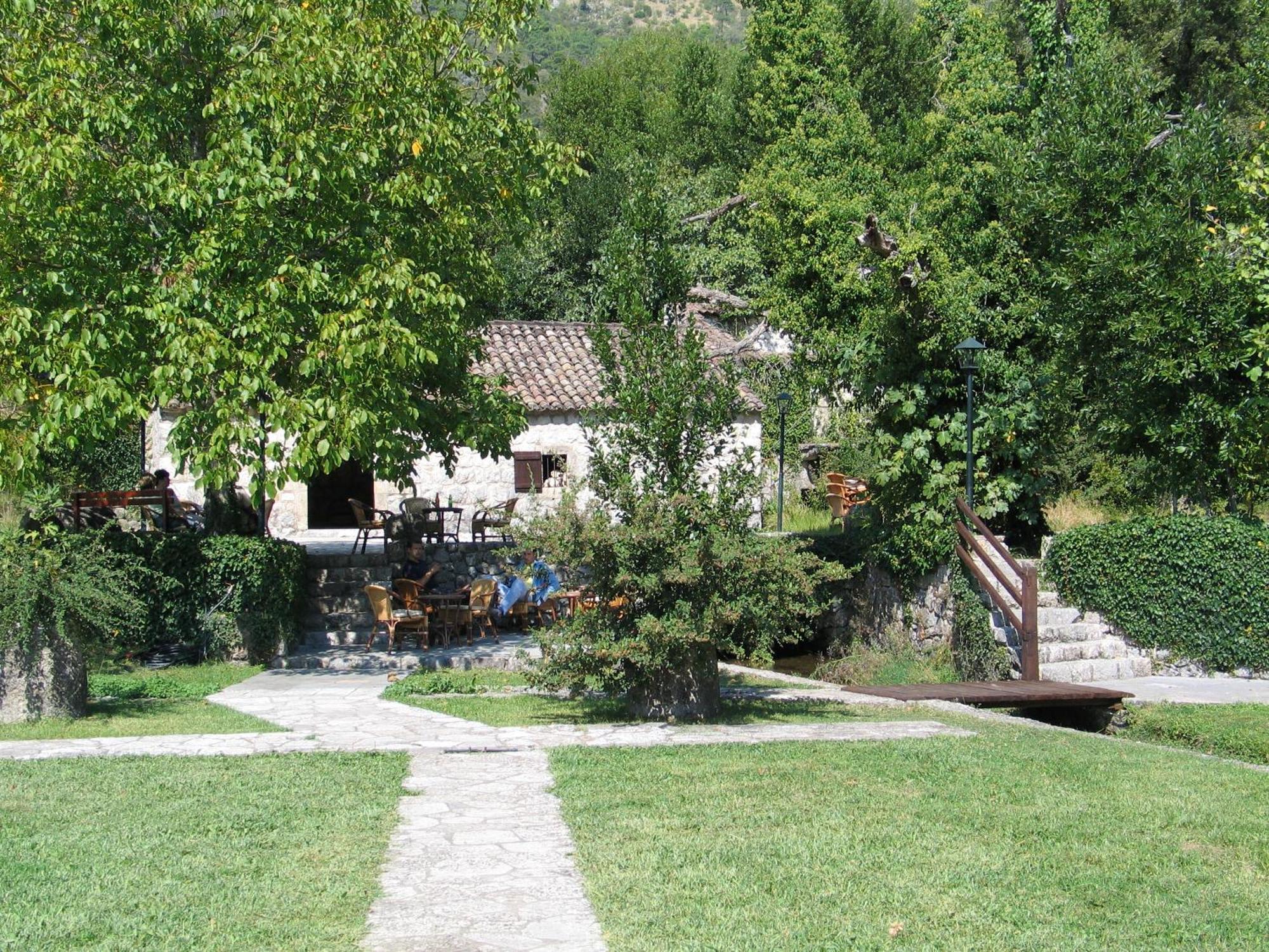 Pansion Lovac Guesthouset