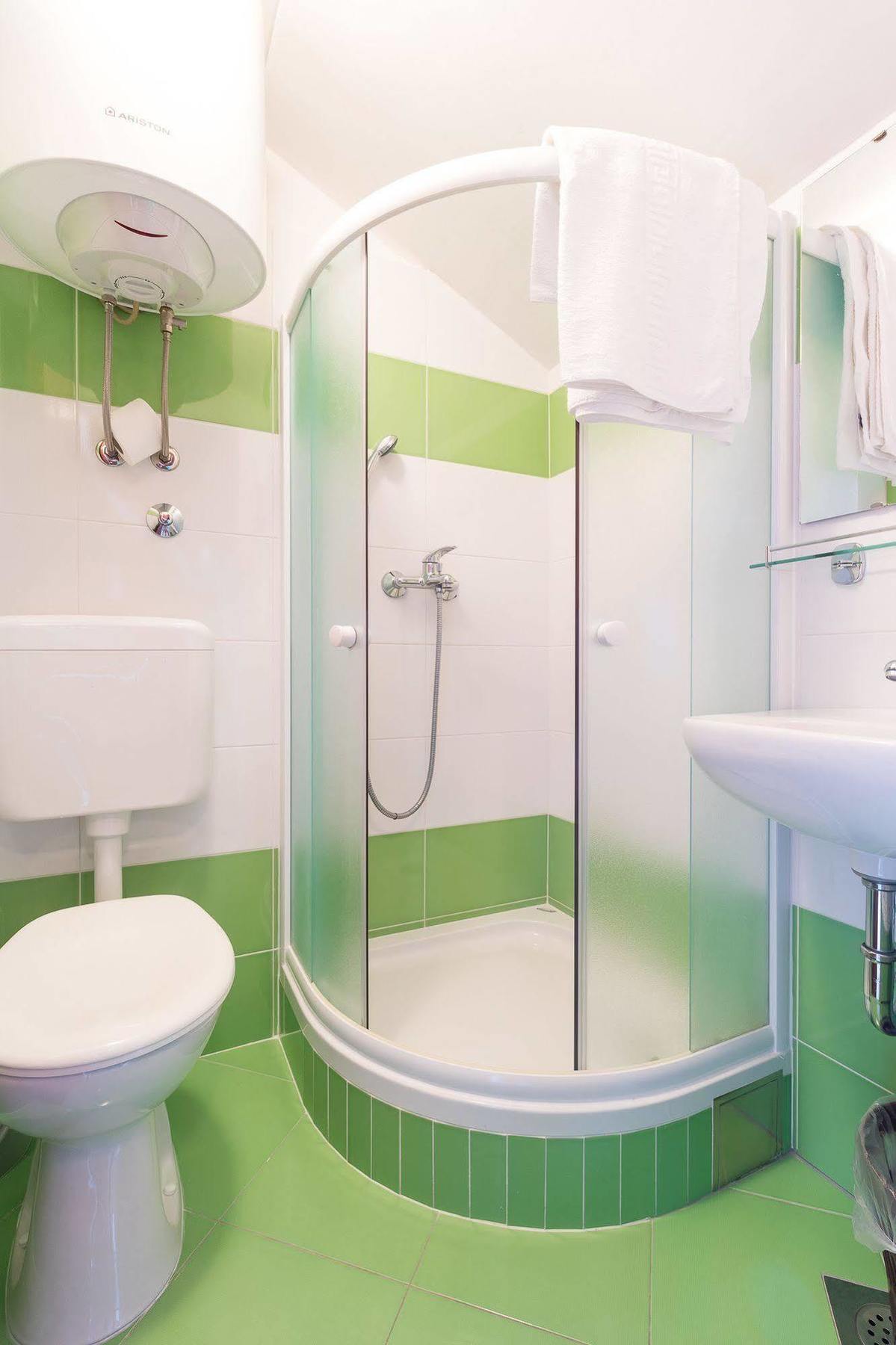 Guesthouset Pansion Lovac 3*
