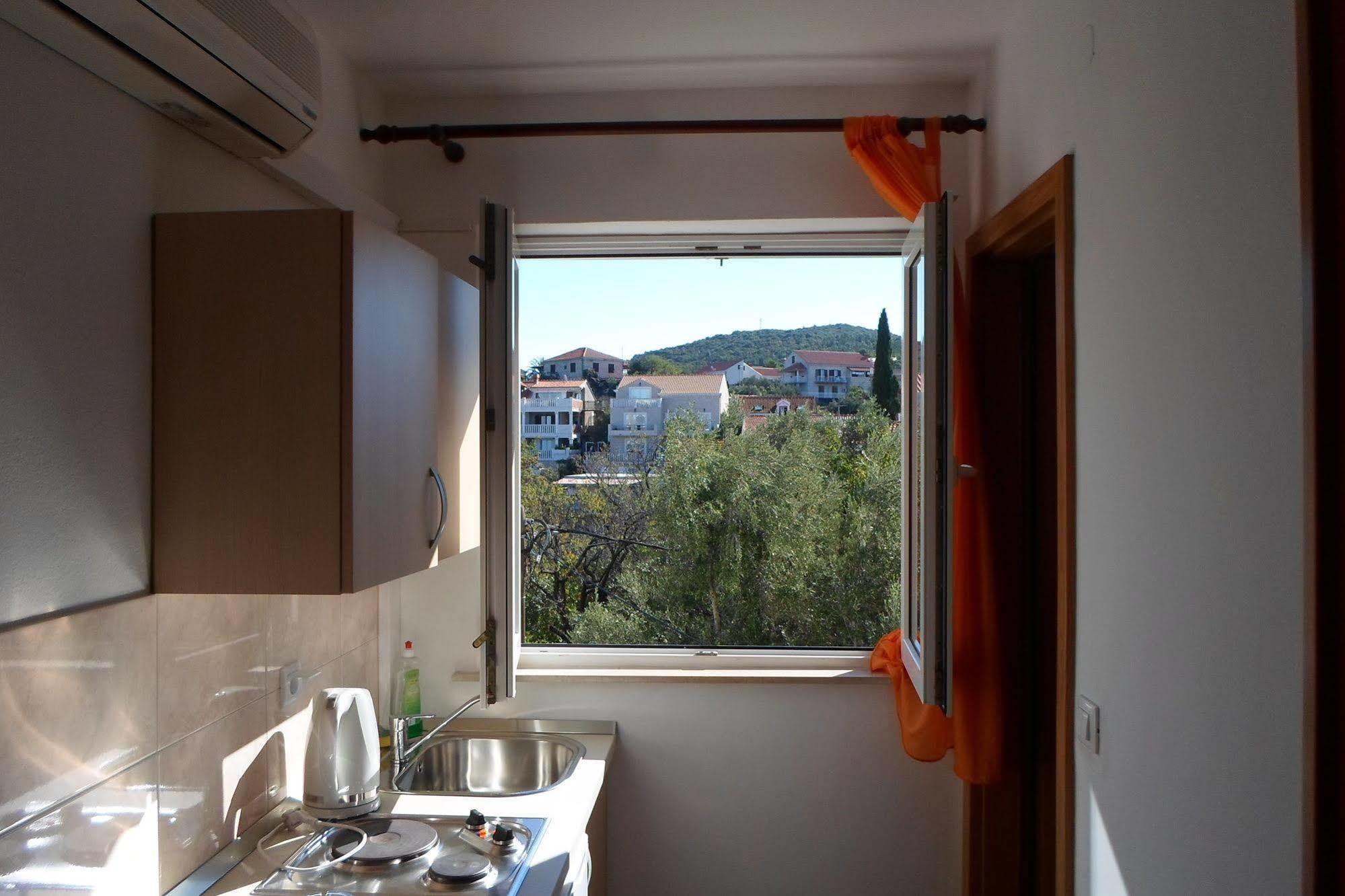 Pansion Lovac Guesthouset 3*